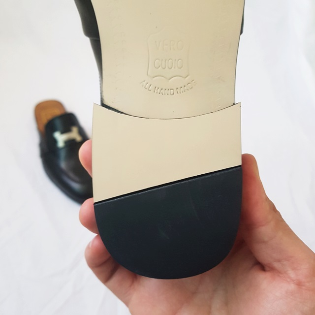 <b><p>coup Cowhide Mu Bler 2lor Paddock man Wo</p></b><b><p>カップル 牛革 H装飾 ミュール ブローファー 2色 手札ダックス 男 女性 身長</p></b><br /><br /><p align='center'>