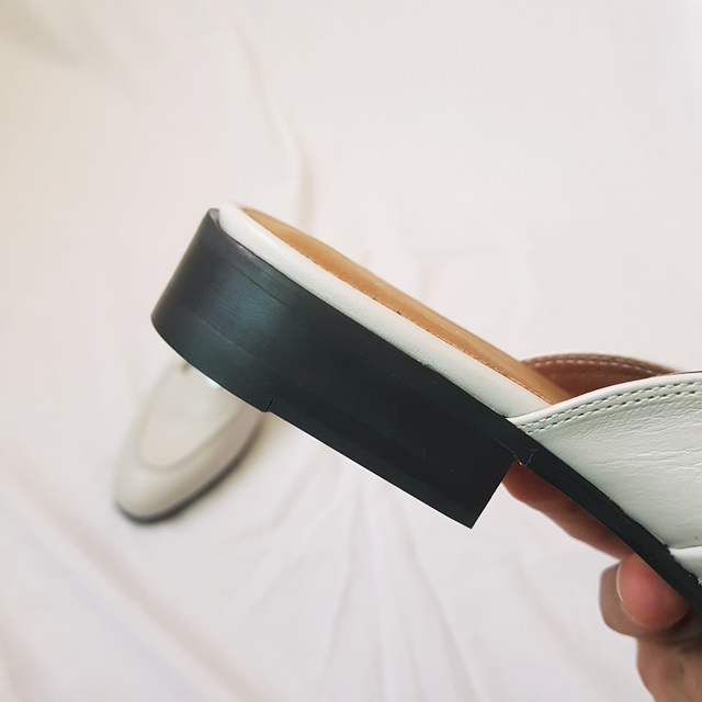 <b><p>coup Cowhide Mu Bler 2lor Paddock man Wo</p></b><b><p>カップル 牛革 H装飾 ミュール ブローファー 2色 手札ダックス 男 女性 身長</p></b><br /><br /><p align='center'>