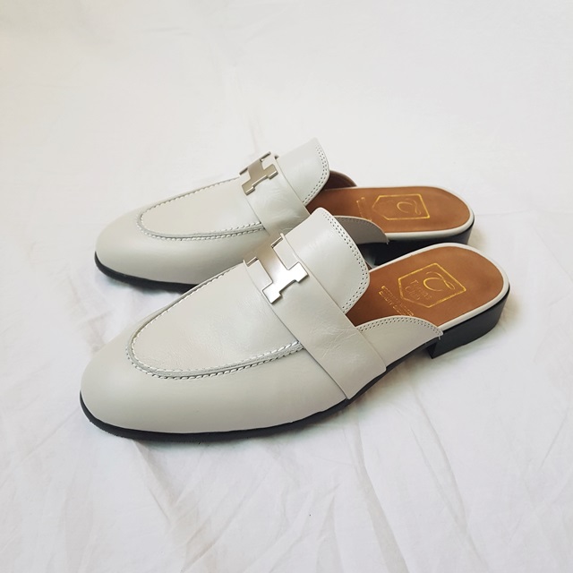 <b><p>coup Cowhide Mu Bler 2lor Paddock man Wo</p></b><b><p>カップル 牛革 H装飾 ミュール ブローファー 2色 手札ダックス 男 女性 身長</p></b><br /><br /><p align='center'>