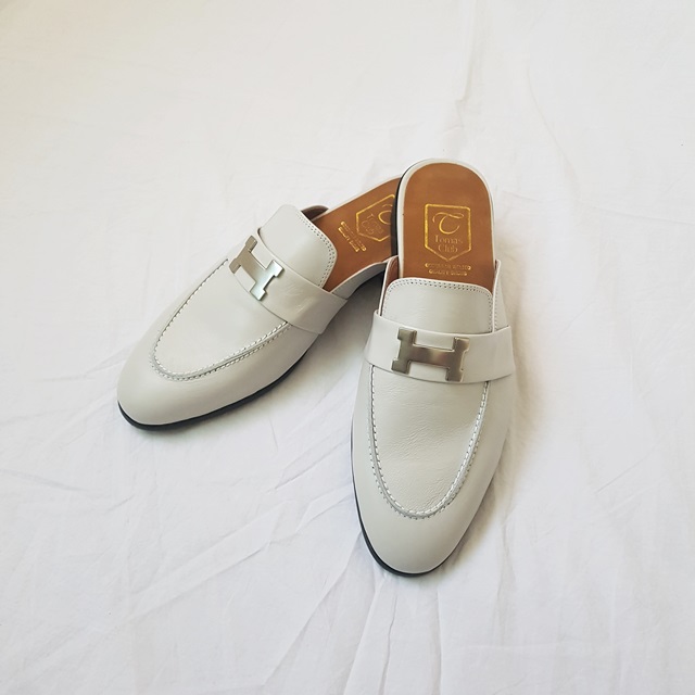 <b><p>coup Cowhide Mu Bler 2lor Paddock man Wo</p></b><b><p>カップル 牛革 H装飾 ミュール ブローファー 2色 手札ダックス 男 女性 身長</p></b><br /><br /><p align='center'>