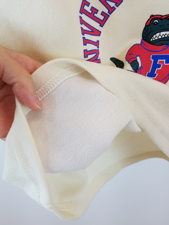 <b><p>Short training Top and bottom set Bus Children'</p></b><b><p>ショート トレーニング 上下セット 釜山子供服 キッズファッン 幼児などウォンルク</p></b><br /><br /><p align='center'>