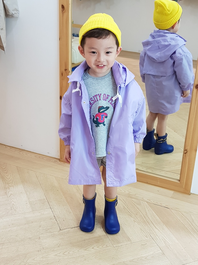 <b><p>Short training Top and bottom set Bus Children'</p></b><b><p>ショート トレーニング 上下セット 釜山子供服 キッズファッン 幼児などウォンルク</p></b><br /><br /><p align='center'>