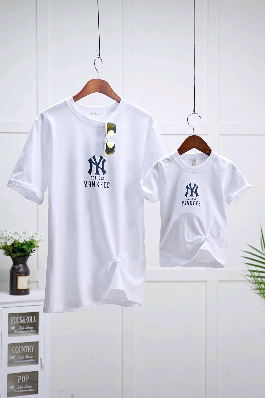 <b><p>Family look New York Pomuk tea Baby Dad City</p></b><b><p>ファミリールック ニューヨーク ペムルク 家族ティー 赤ちゃん ママ お父さん シミラ</p></b><br /><br /><p align='center'>
