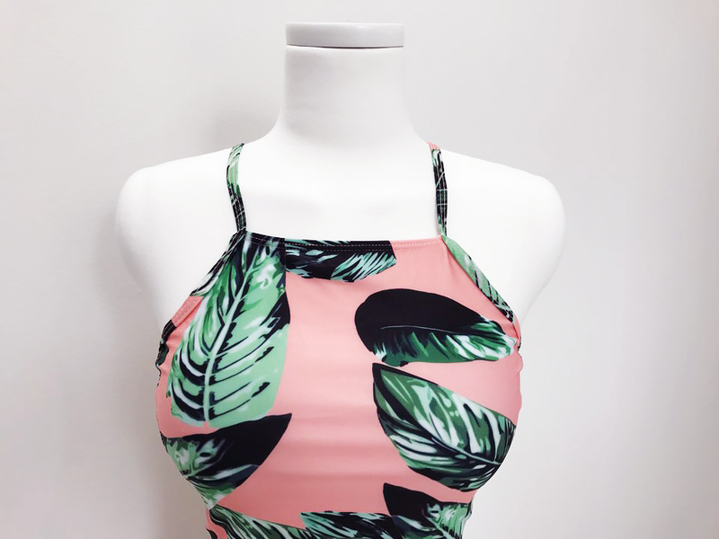<b><p>Bali Pm tree Holter Monokini Neck swimsuit</p></b><b><p>バリ ヤシの木 ホルター モノキニ ネック水着 ピンク リゾートル バカンスル ストラップ非</p></b><br /><br /><p align='center'>