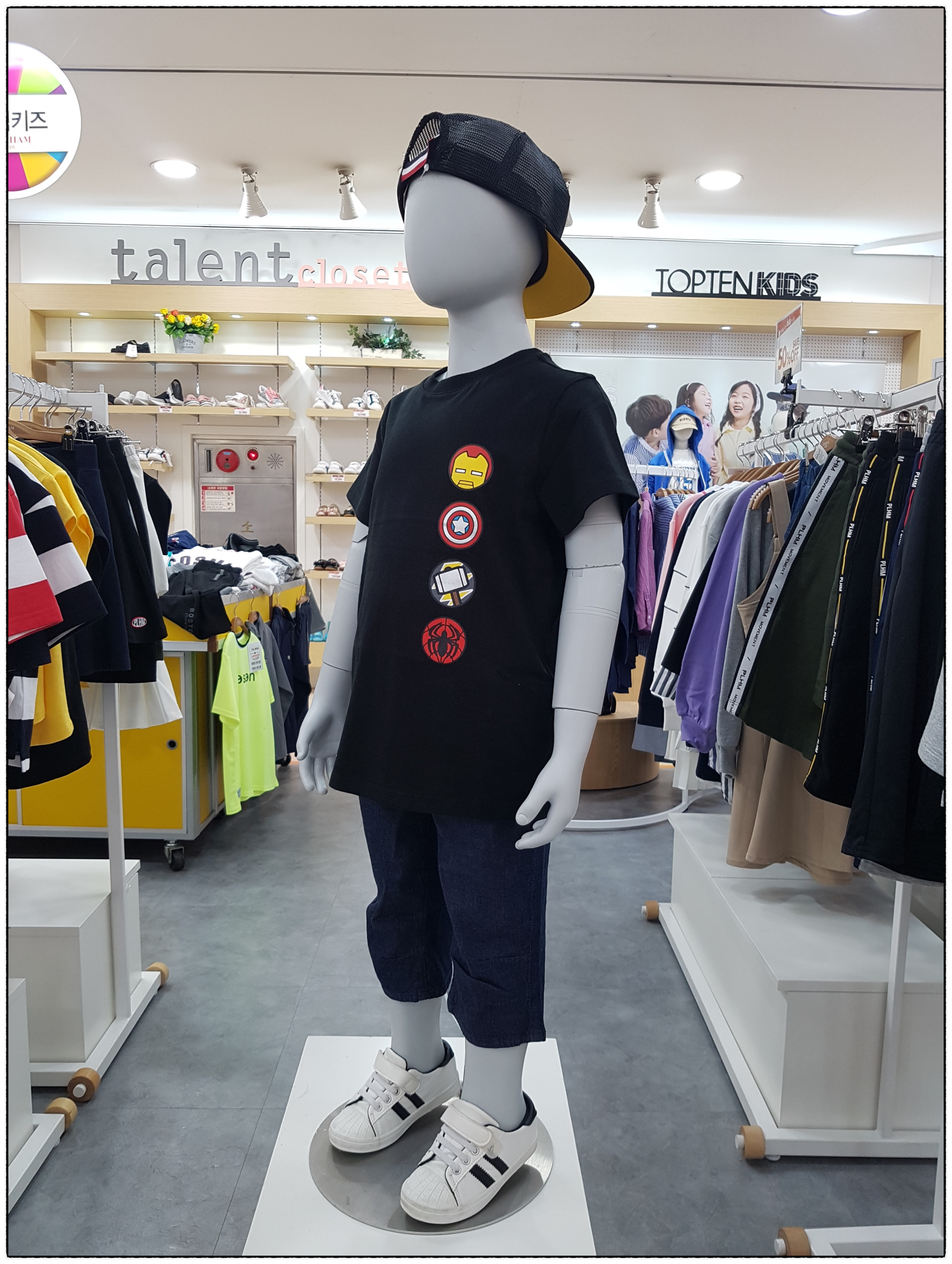 <b><p>Paulham Kids Ironman Short Sleeve Polo PKY2TR1220</p></b><b><p>ポルヘムキッズ アイアンマン 半袖Tシャツ PKY2TR1220 日常コーディネートルック</p></b><br /><br /><p align='center'>