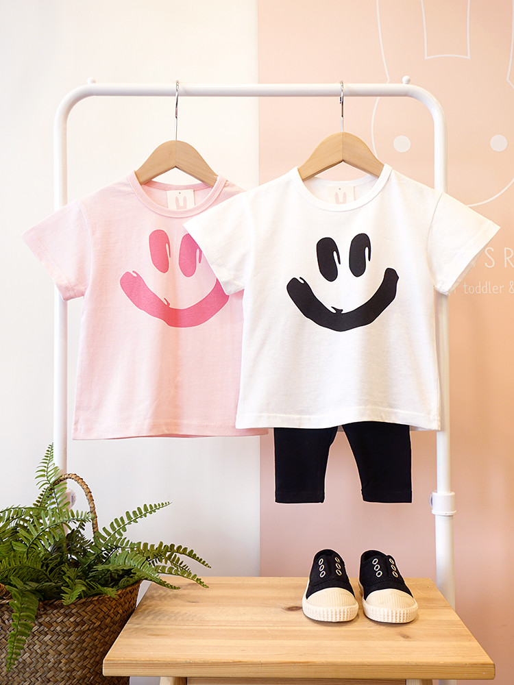 <b><p>smile T-shirt color Chdren's Day Look</p></b><b><p>スマイル Tシャツ 3 色 児童デイリールック 登院 イジルク ボムオト ストライプティー</p></b><br /><br /><p align='center'>