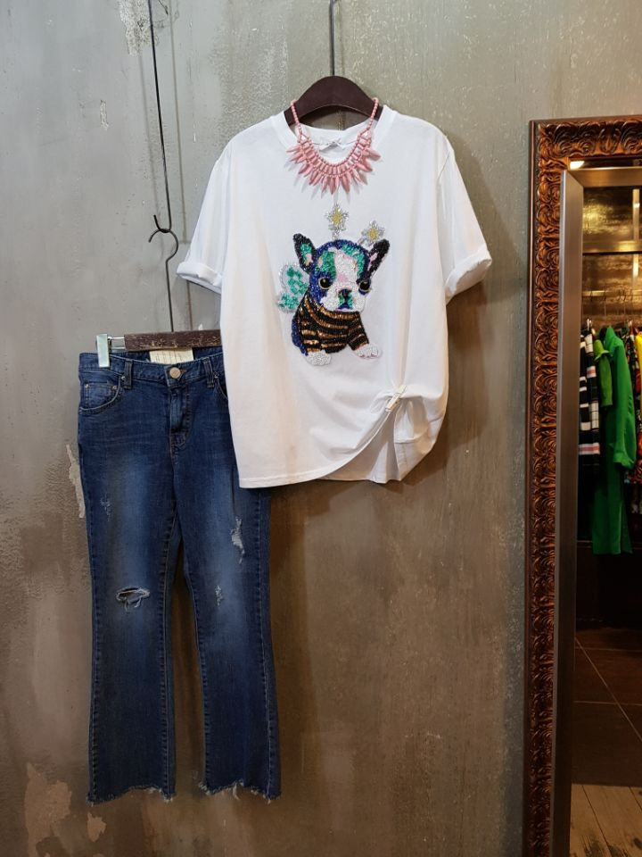 <b><p>The Sequins T-shirt</p></b><b><p>ペピ スパンコール Tシャツ</p></b><br /><br /><p align='center'>