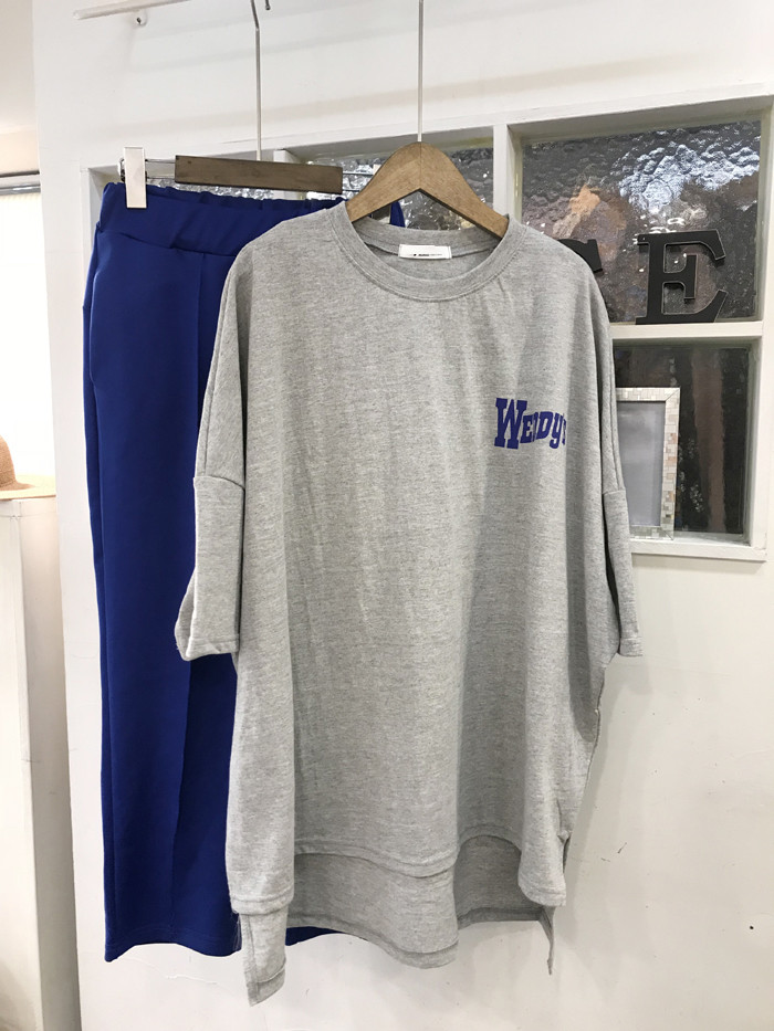 <b><p>Wendy Boxed T-sht Basic degn Color appeal</p></b><b><p>ウェンディ ボックスTシャツ ベーシなデザイン カラー感が引き立つ 大学生デイリール</p></b><br /><br /><p align='center'>