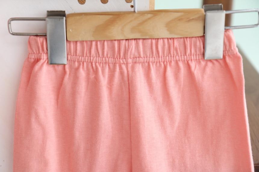 <b><p>Planning Specials Short sleeves dosaur Top</p></b><b><p>企画特価 半袖 恐竜 上下セット 幼スーツ ドアセンボク 登院</p></b><br /><br /><p align='center'>