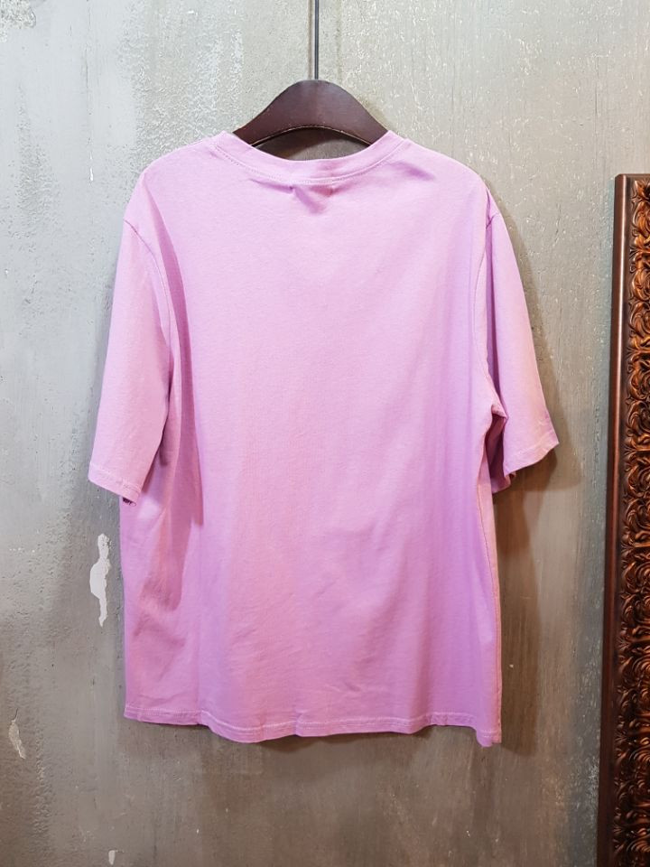 <b><p>The Sequins T-shirt</p></b><b><p>ペピ スパンコール Tシャツ</p></b><br /><br /><p align='center'>