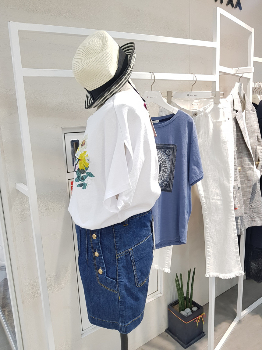 <b><p>Itmisha T-irts H6WTS160</p></b><b><p>イッミーシャ 開運Tツ H6WTS160</p></b><br /><br /><p align='center'>