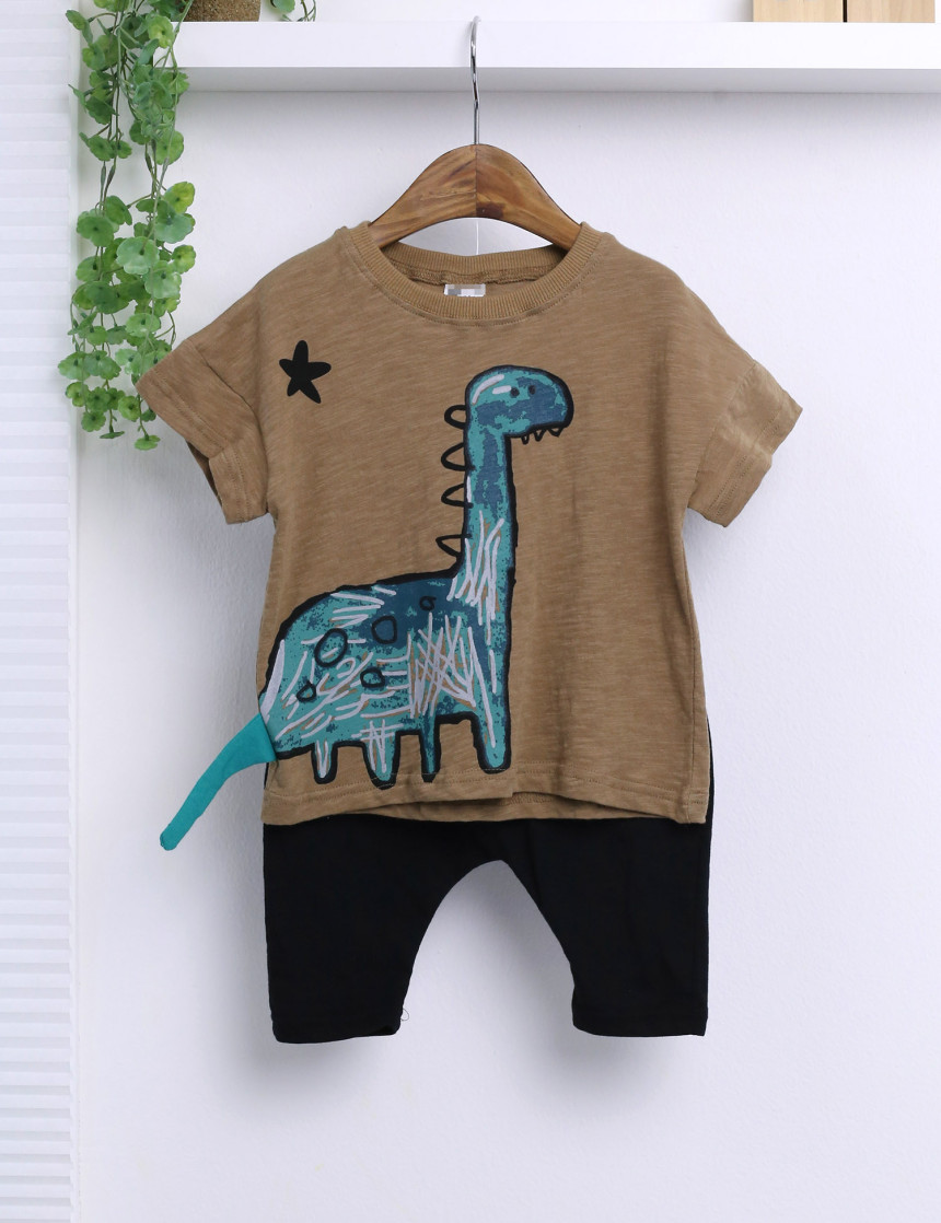 <b><p>Dinosaur tail A boy and girl Nsery clothes</p></b><b><p>恐竜の尾 残っサンハボク 保育園の服 有セット 幼児スウェ 赤ちゃん Tシャツ</p></b><br /><br /><p align='center'>