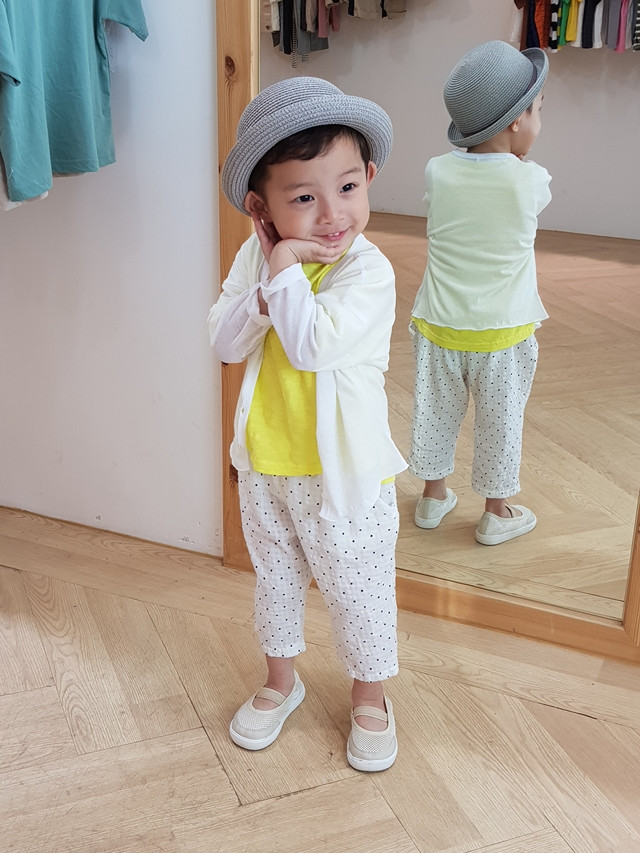 <b><p>glass dot Pants Bus Children's Wear Kids</p></b><b><p>グラス ドット パンツ 釜山子供服 キッズファッション 幼児などウォンルク デイリーコーディネートル</p></b><br /><br /><p align='center'>