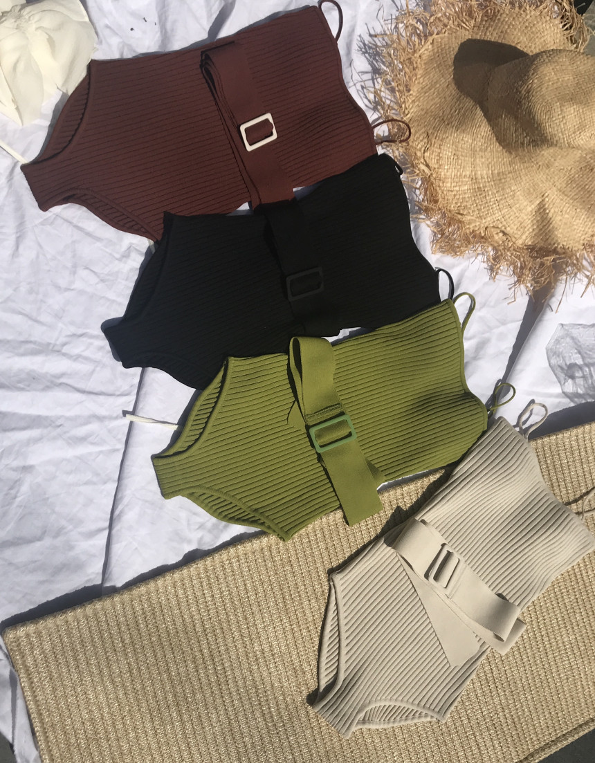 <b><p>Golgi square one piece swimsuit Beach sort</p></b><b><p>段ボール 正方形 ワンピース 水着 リゾートビーチルック ユニーク ニット ベルト</p></b><br /><br /><p align='center'>