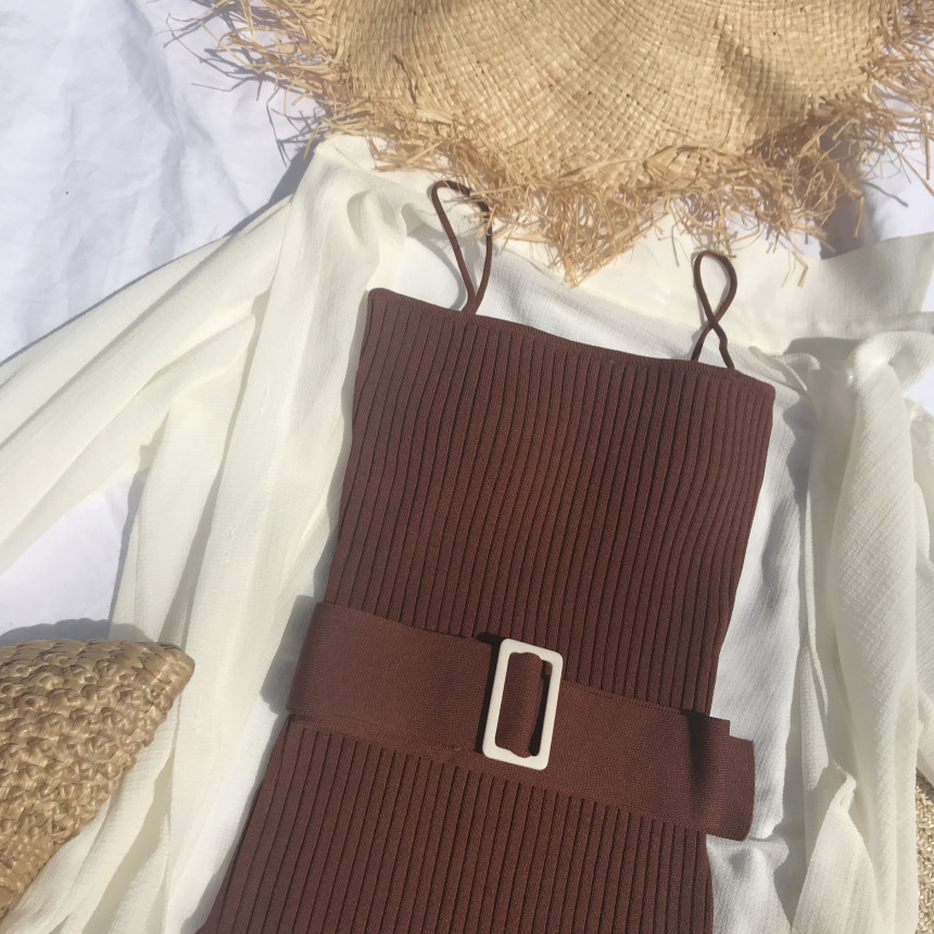 <b><p>Golgi square one piece swimsuit Beach sort</p></b><b><p>段ボール 正方形 ワンピース 水着 リゾートビーチルック ユニーク ニット ベルト</p></b><br /><br /><p align='center'>