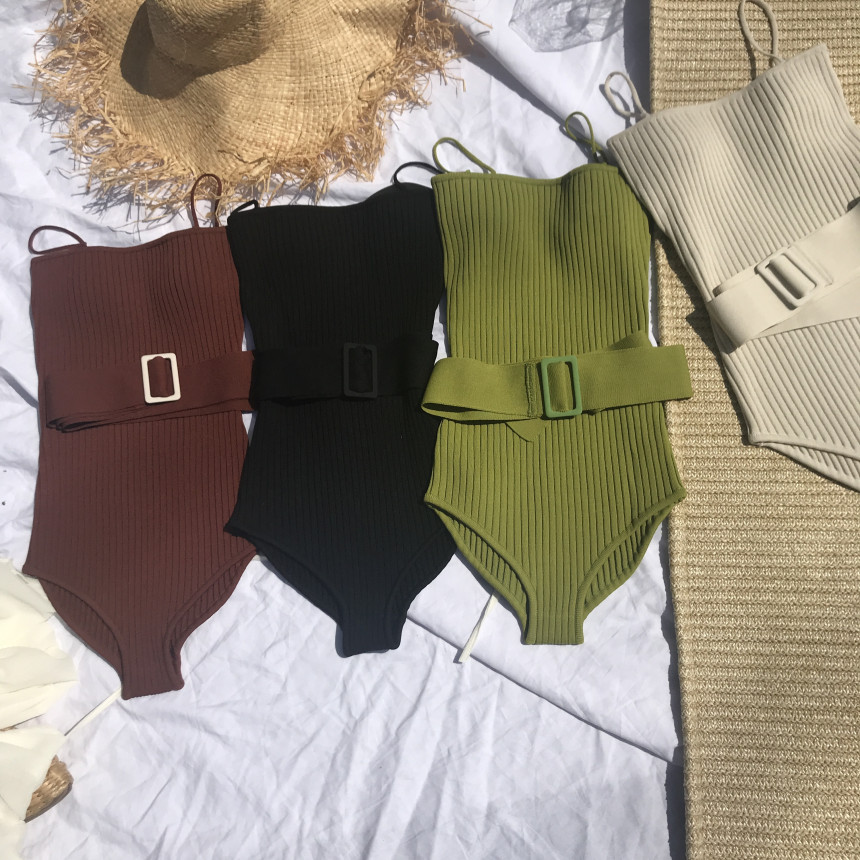 <b><p>Golgi square one piece swimsuit Beach sort</p></b><b><p>段ボール 正方形 ワンピース 水着 リゾートビーチルック ユニーク ニット ベルト</p></b><br /><br /><p align='center'>