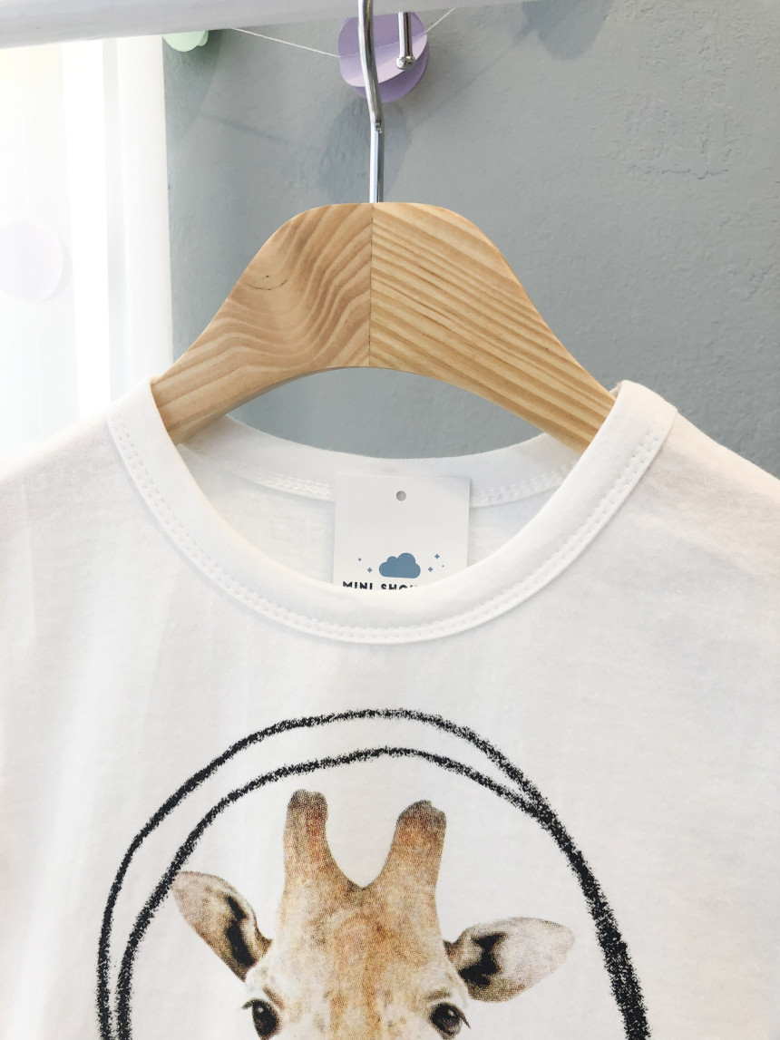 <b><p>cute giraffe T-sht Soh look Gls Short Sleeves</p></b><b><p>かわいい キリン Tシャツ 残っルック 女の子半袖 兄妹 幼児服 夏の服</p></b><br /><br /><p align='center'>