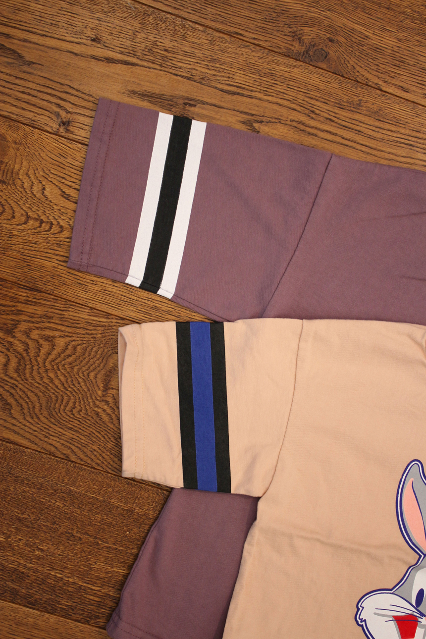 <b><p>Bunny 7 T-shirt 2 colors</p></b><b><p>バニー7部シャツ 2 色</p></b><br /><br /><p align='center'>