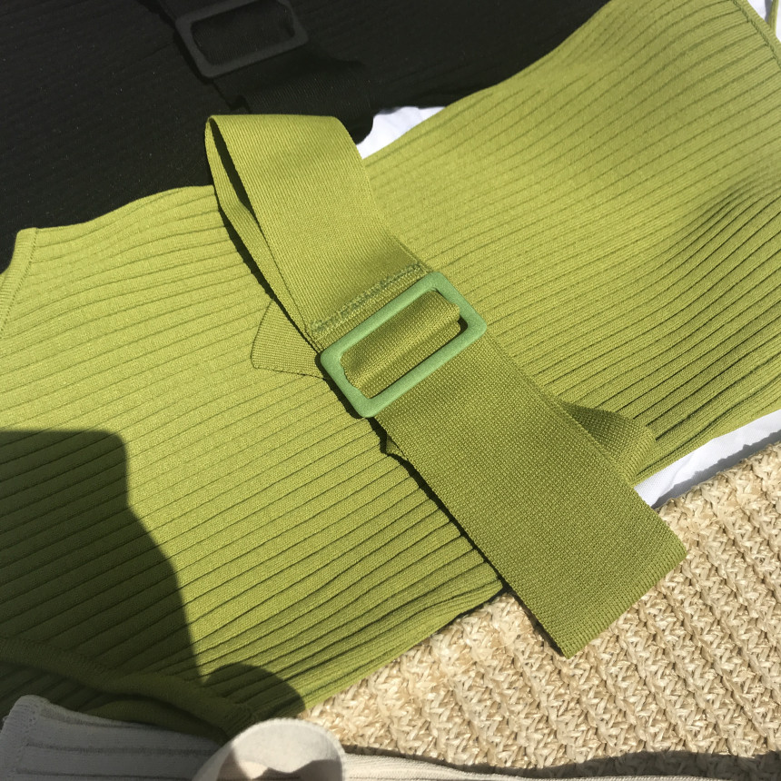 <b><p>Golgi square one piece swimsuit Beach sort</p></b><b><p>段ボール 正方形 ワンピース 水着 リゾートビーチルック ユニーク ニット ベルト</p></b><br /><br /><p align='center'>