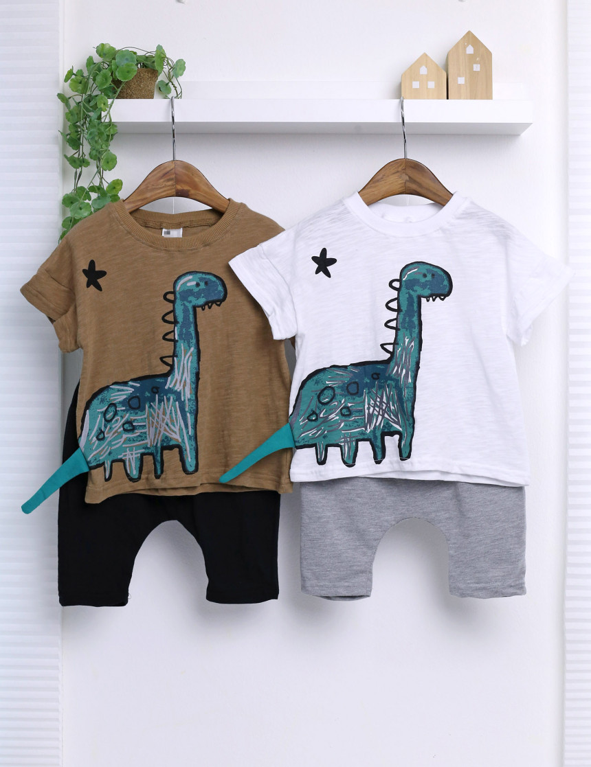 <b><p>Dinosaur tail A boy and girl Nsery clothes</p></b><b><p>恐竜の尾 残っサンハボク 保育園の服 有セット 幼児スウェ 赤ちゃん Tシャツ</p></b><br /><br /><p align='center'>