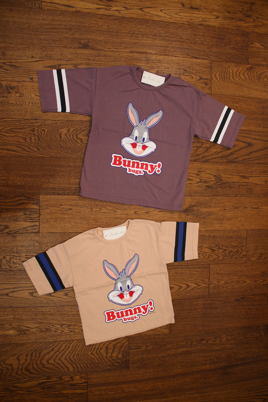 <b><p>Bunny 7 T-shirt 2 colors</p></b><b><p>バニー7部シャツ 2 色</p></b><br /><br /><p align='center'>