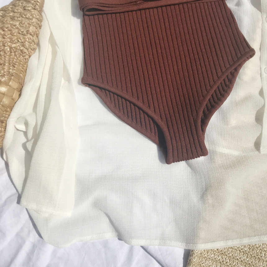 <b><p>Golgi square one piece swimsuit Beach sort</p></b><b><p>段ボール 正方形 ワンピース 水着 リゾートビーチルック ユニーク ニット ベルト</p></b><br /><br /><p align='center'>