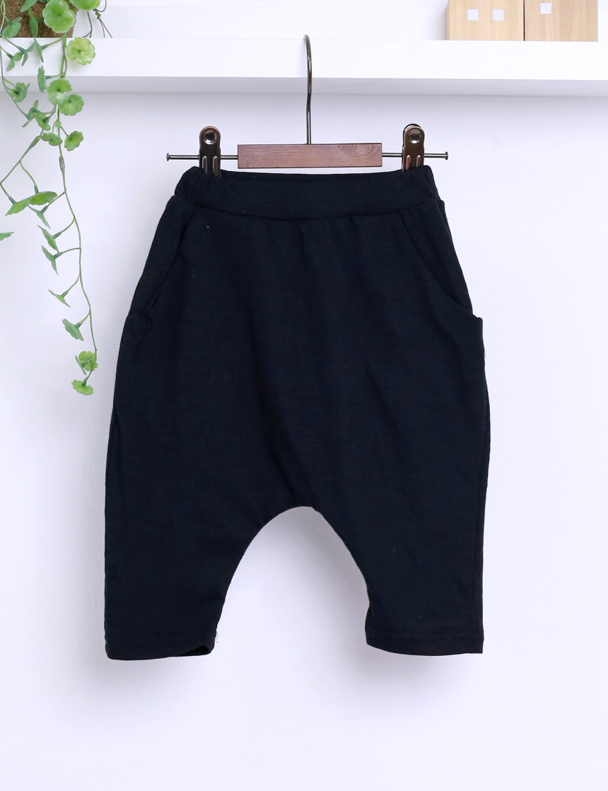 <b><p>Dinosaur tail A boy and girl Nsery clothes</p></b><b><p>恐竜の尾 残っサンハボク 保育園の服 有セット 幼児スウェ 赤ちゃん Tシャツ</p></b><br /><br /><p align='center'>