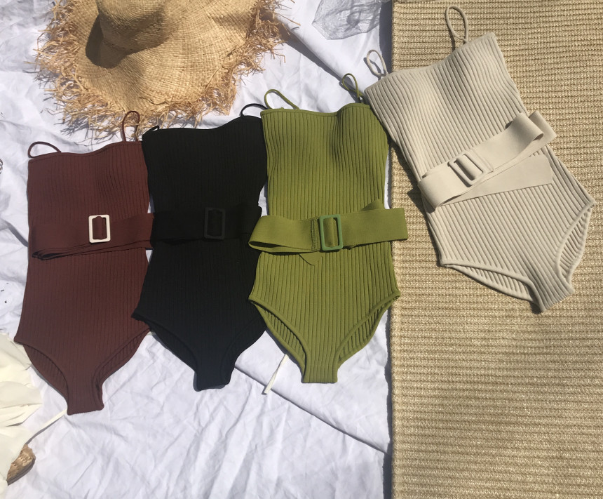 <b><p>Golgi square one piece swimsuit Beach sort</p></b><b><p>段ボール 正方形 ワンピース 水着 リゾートビーチルック ユニーク ニット ベルト</p></b><br /><br /><p align='center'>