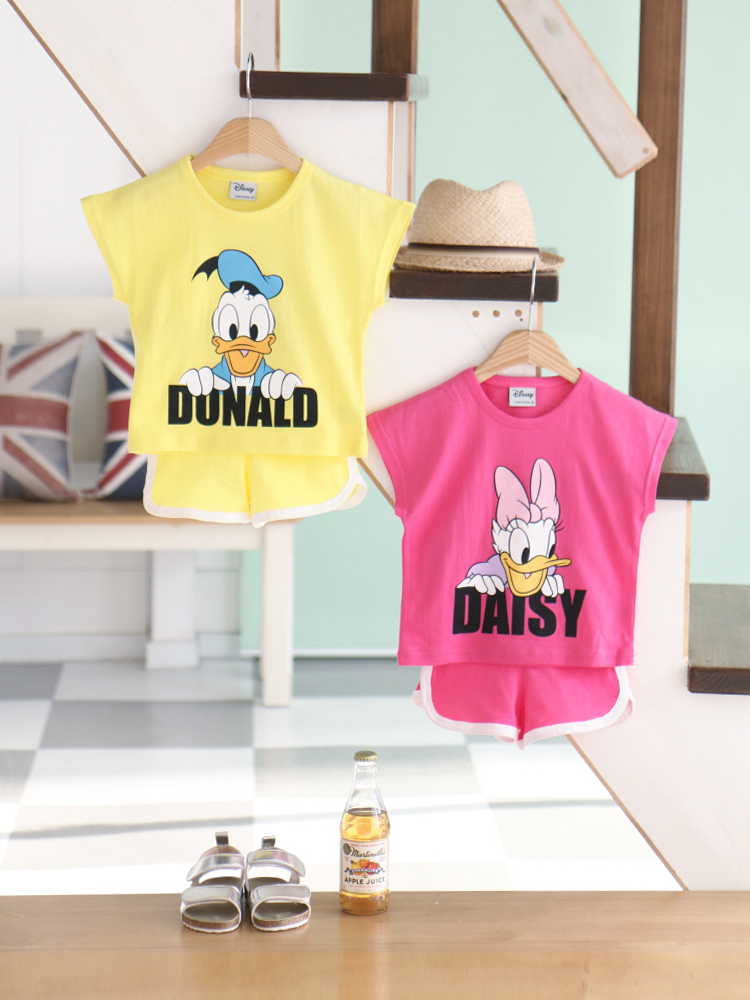 <b><p>Peekaboo Donald daisy Top and ttom set By</p></b><b><p>ピーカブー ドナルド デイジー 上下セット 幼スーツ 兄妹カップルルック ドアセンボク</p></b><br /><br /><p align='center'>