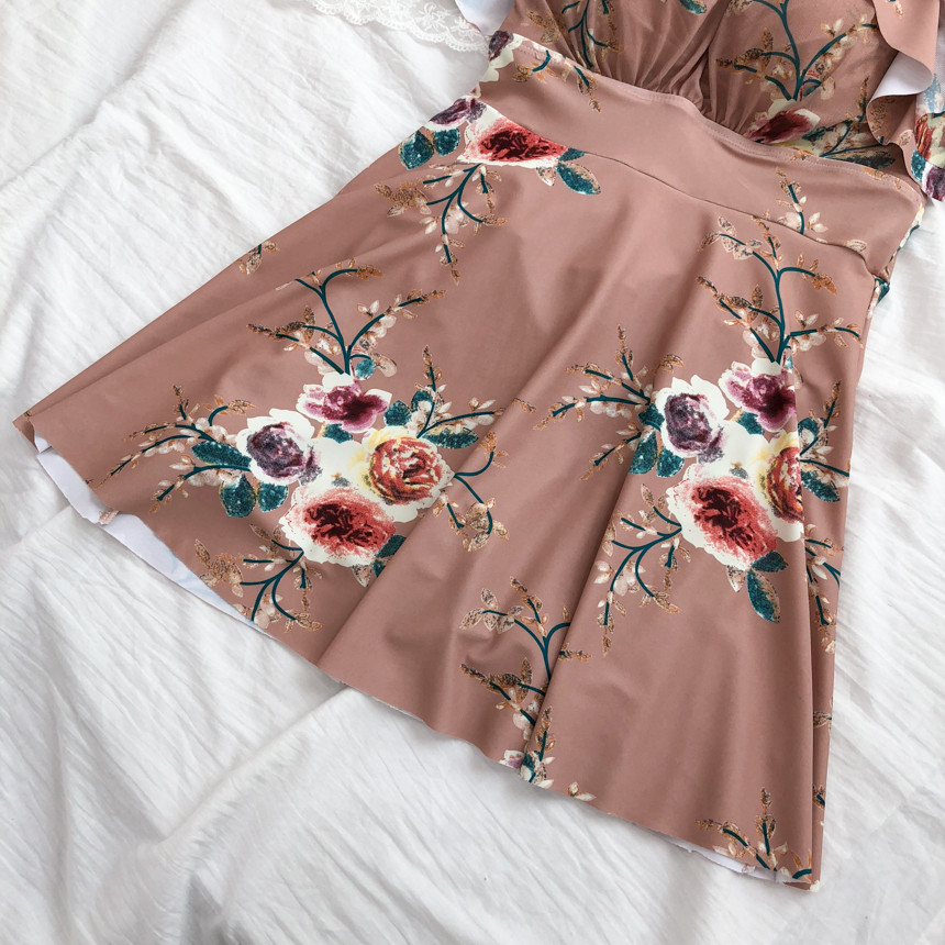 <b><p>Eve flow One Piece Bikini Cute swimsuit Holiday</p></b><b><p>イブ フラワー ワンピースビキニ かわいい水着 休暇コーディネート 活動性を手に入れた</p></b><br /><br /><p align='center'>