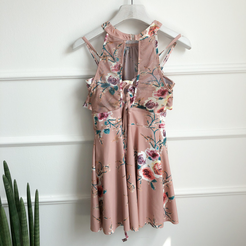 <b><p>Eve flow One Piece Bikini Cute swimsuit Holiday</p></b><b><p>イブ フラワー ワンピースビキニ かわいい水着 休暇コーディネート 活動性を手に入れた</p></b><br /><br /><p align='center'>