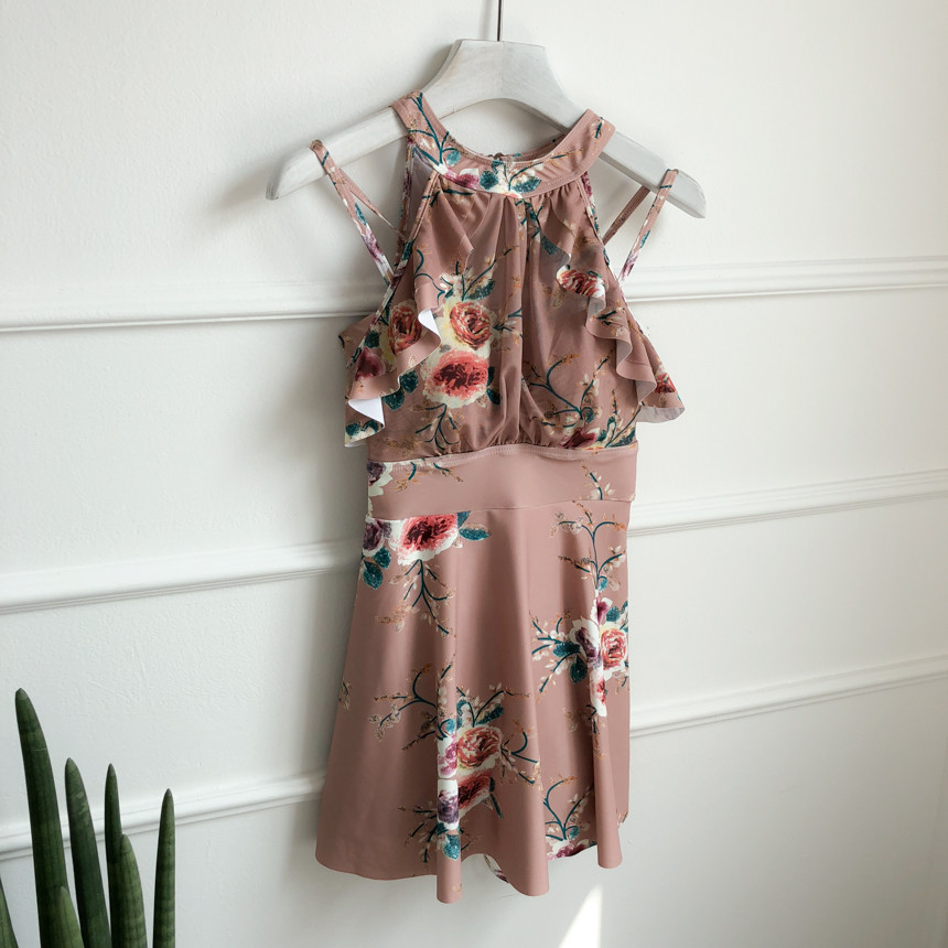 <b><p>Eve flow One Piece Bikini Cute swimsuit Holiday</p></b><b><p>イブ フラワー ワンピースビキニ かわいい水着 休暇コーディネート 活動性を手に入れた</p></b><br /><br /><p align='center'>