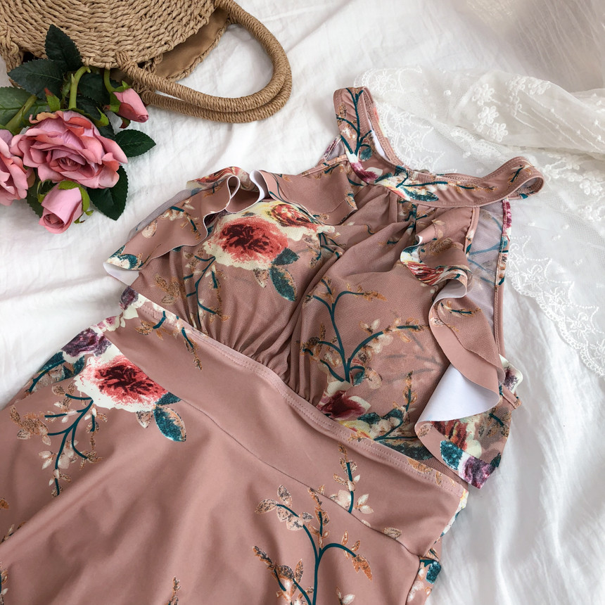 <b><p>Eve flow One Piece Bikini Cute swimsuit Holiday</p></b><b><p>イブ フラワー ワンピースビキニ かわいい水着 休暇コーディネート 活動性を手に入れた</p></b><br /><br /><p align='center'>