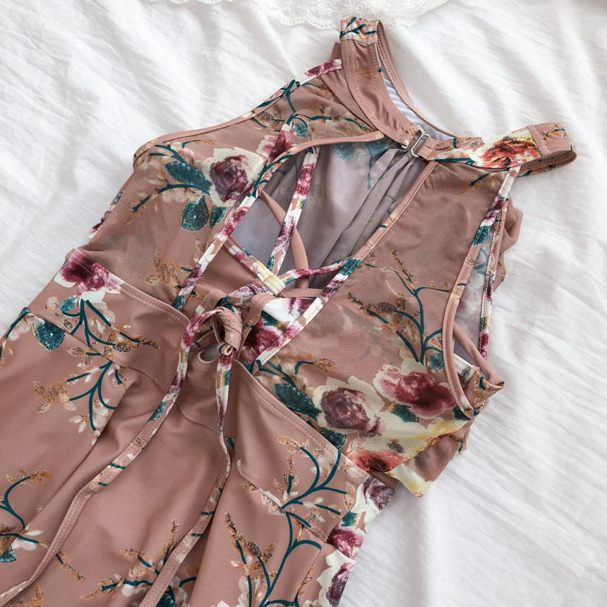 <b><p>Eve flow One Piece Bikini Cute swimsuit Holiday</p></b><b><p>イブ フラワー ワンピースビキニ かわいい水着 休暇コーディネート 活動性を手に入れた</p></b><br /><br /><p align='center'>