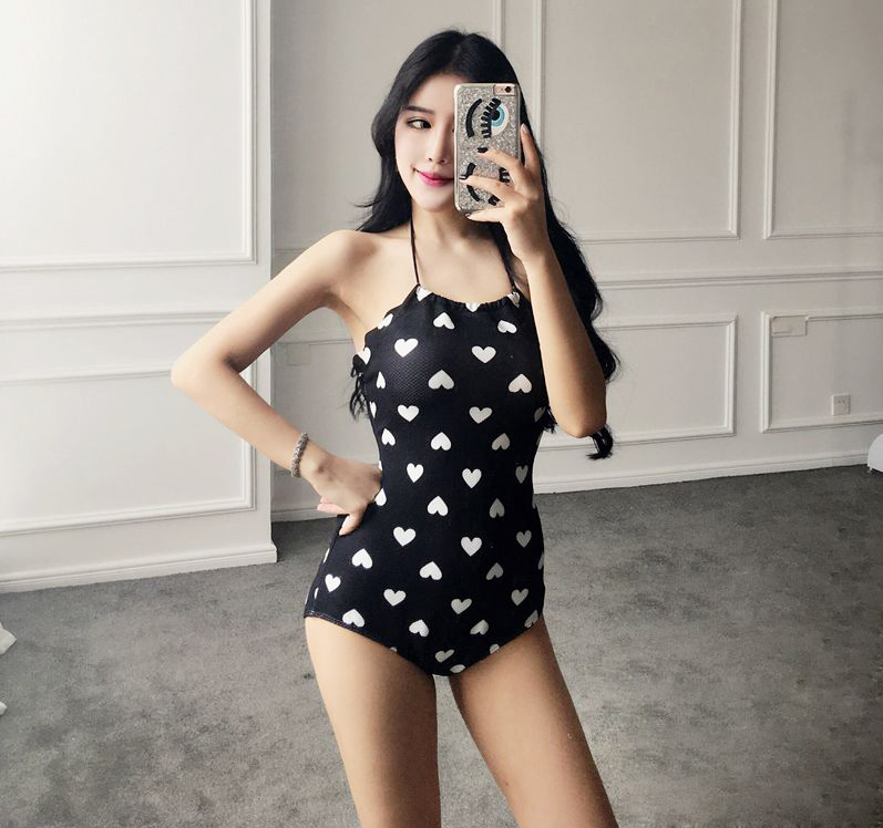 <b><p>heart Halter Monokini One piece swimsuit</p></b><b><p>ハート ホルターネック モノキニ ワンピース水着 バカンス 女性コーディネ ビーチウエアル</p></b><br /><br /><p align='center'>