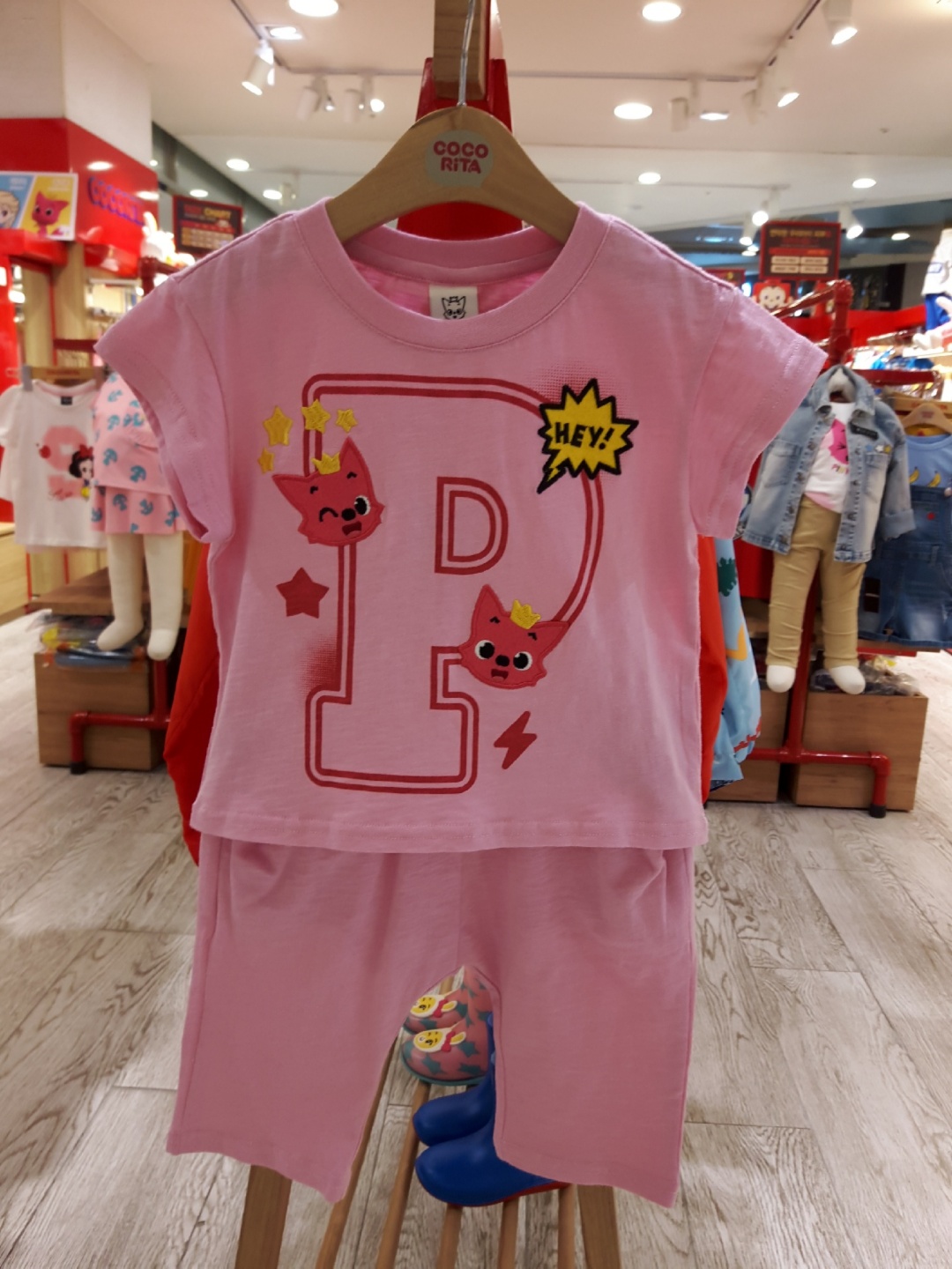 <b><p>Kokorita Pink pong Shark family Summer Set</p></b><b><p>ゴマゾウタ ピンクポン サメの家族 夏セット CESM823UP1 幼 かわいい</p></b><br /><br /><p align='center'>