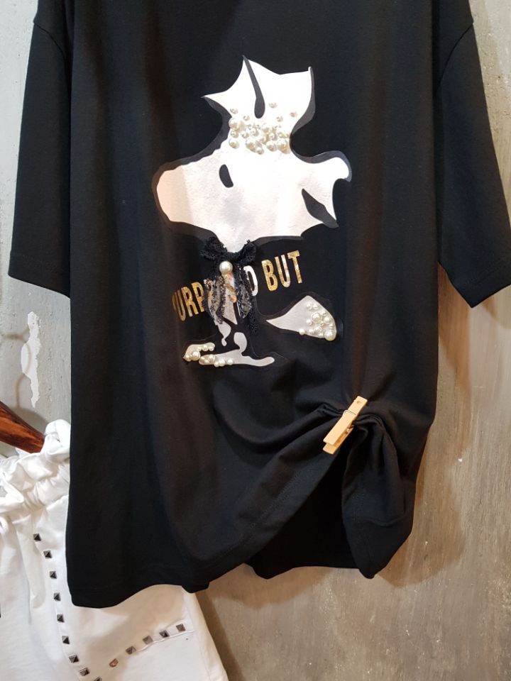 <b><p>Nuppy Pearl ribbon T-shirt</p></b><b><p>ヌピ 真珠 リボン Tシャツ</p></b><br /><br /><p align='center'>