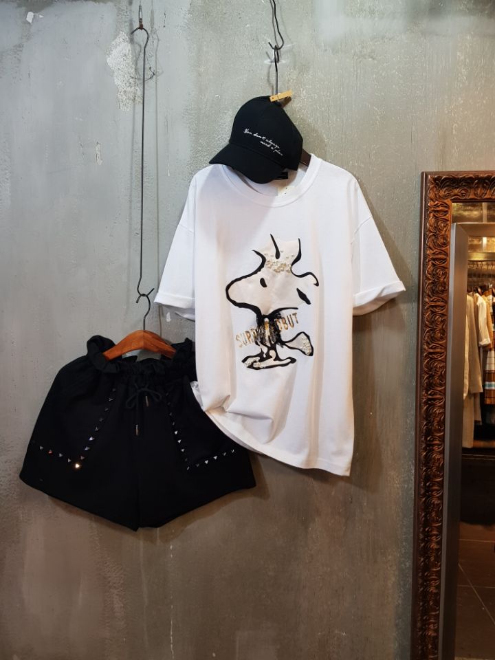 <b><p>Nuppy Pearl ribbon T-shirt</p></b><b><p>ヌピ 真珠 リボン Tシャツ</p></b><br /><br /><p align='center'>