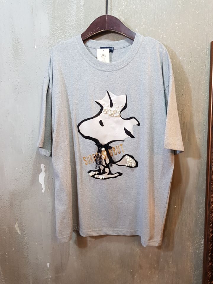 <b><p>Nuppy Pearl ribbon T-shirt</p></b><b><p>ヌピ 真珠 リボン Tシャツ</p></b><br /><br /><p align='center'>