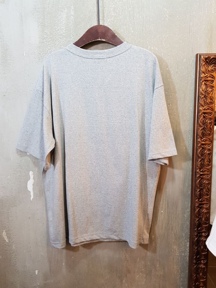 <b><p>Nuppy Pearl ribbon T-shirt</p></b><b><p>ヌピ 真珠 リボン Tシャツ</p></b><br /><br /><p align='center'>