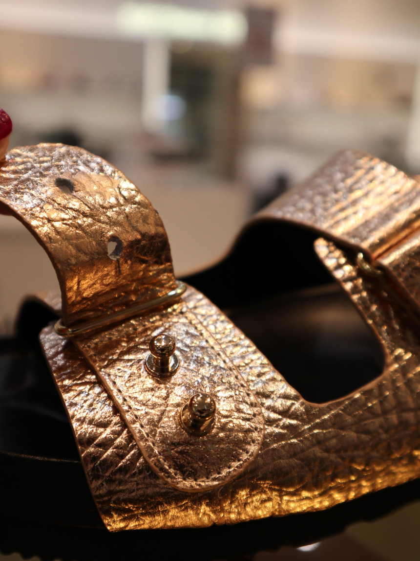 <b><p>Shu Comma Bonnie Spike DA2AM18402PIK Resort</p></b><b><p>シューコンマみる スパイクG DA2AM18402PIK リゾートルックコーディネート</p></b><br /><br /><p align='center'>