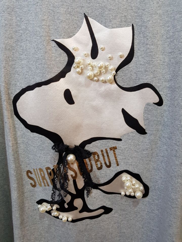 <b><p>Nuppy Pearl ribbon T-shirt</p></b><b><p>ヌピ 真珠 リボン Tシャツ</p></b><br /><br /><p align='center'>