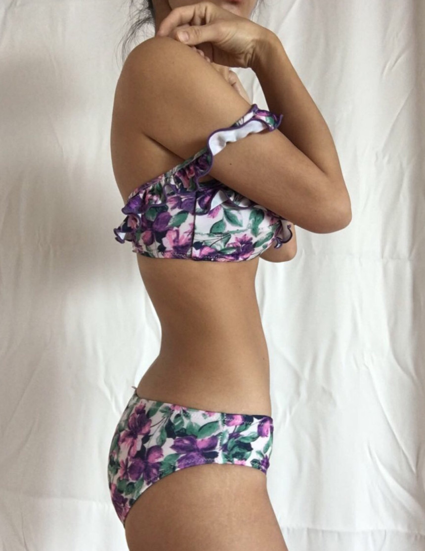 <b><p>Pansy Flower Frill bikini swimsuit 2cor pattn</p></b><b><p>パンジーフラワー フリル ビキニ 水着 2色 パターン 2pcs女性服 セット モノ</p></b><br /><br /><p align='center'>