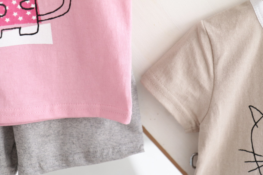 <b><p>Planning Specials Picture cat Top bottom</p></b><b><p>企画特価 図猫 上下セット クール韓服 デイリック普段着 幼スーツ 福コーディネート</p></b><br /><br /><p align='center'>