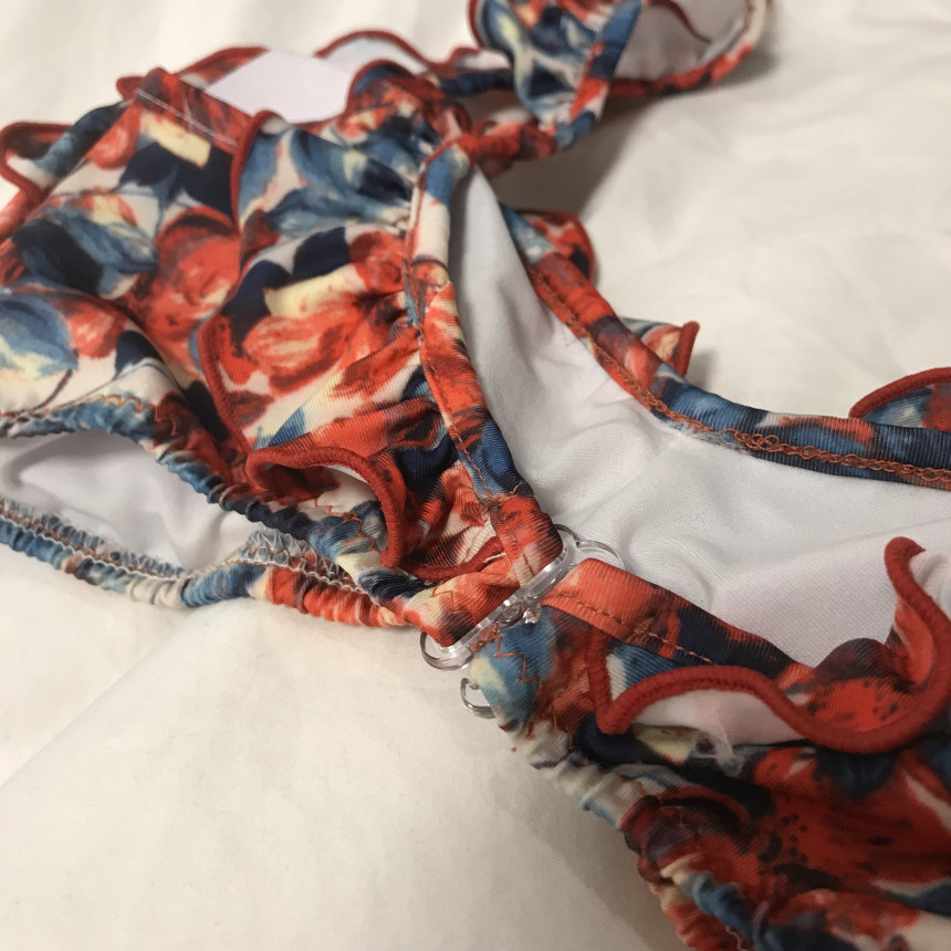 <b><p>Pansy Flower Frill bikini swimsuit 2cor pattn</p></b><b><p>パンジーフラワー フリル ビキニ 水着 2色 パターン 2pcs女性服 セット モノ</p></b><br /><br /><p align='center'>