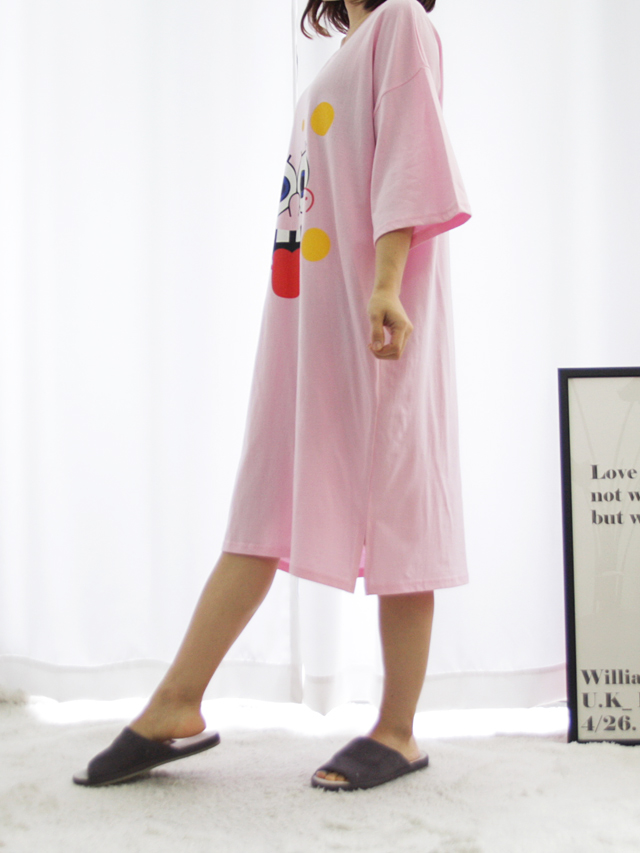 <b><p>pajamas one piece Homeware smile Fa</p></b><b><p>パジャマ ワンピース ホームウェア スマイル 純綿</p></b><br /><br /><p align='center'>