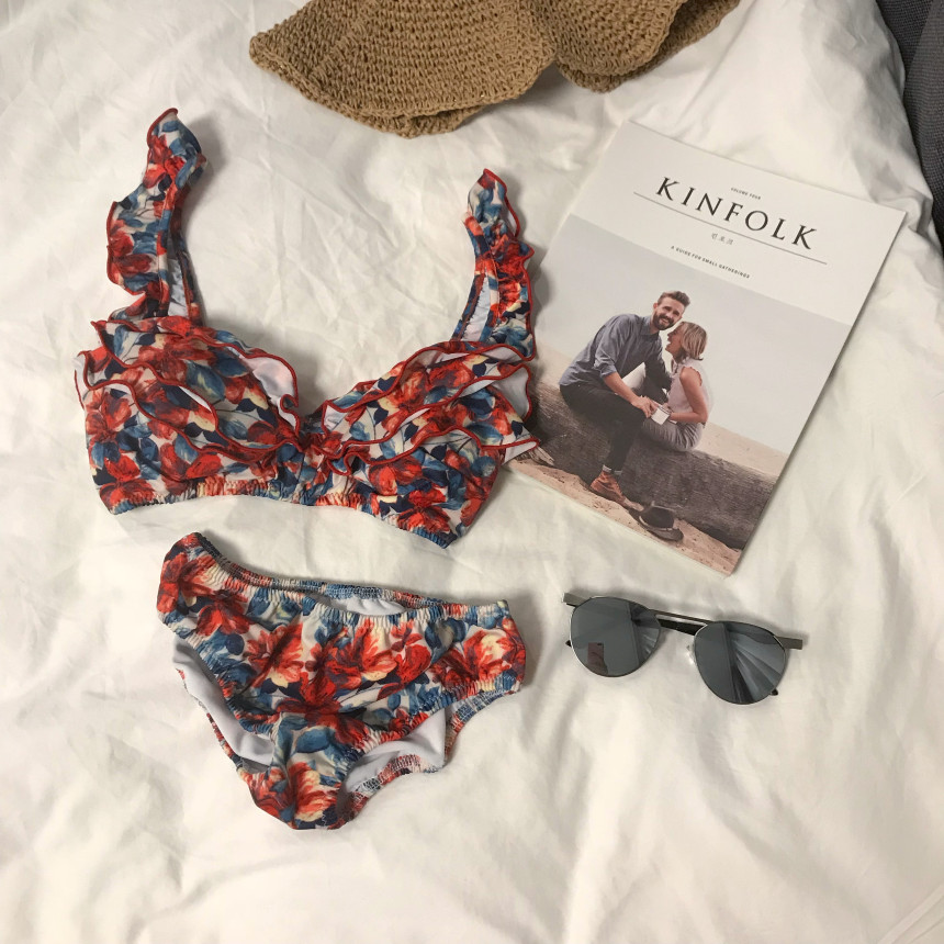 <b><p>Pansy Flower Frill bikini swimsuit 2cor pattn</p></b><b><p>パンジーフラワー フリル ビキニ 水着 2色 パターン 2pcs女性服 セット モノ</p></b><br /><br /><p align='center'>