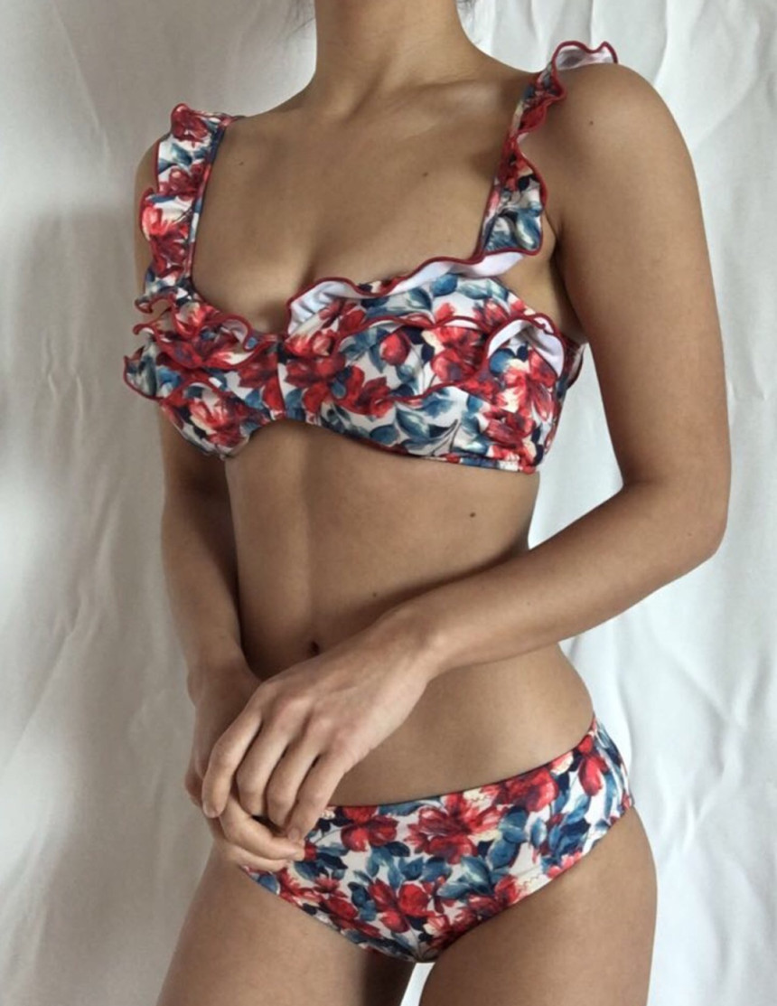 <b><p>Pansy Flower Frill bikini swimsuit 2cor pattn</p></b><b><p>パンジーフラワー フリル ビキニ 水着 2色 パターン 2pcs女性服 セット モノ</p></b><br /><br /><p align='center'>