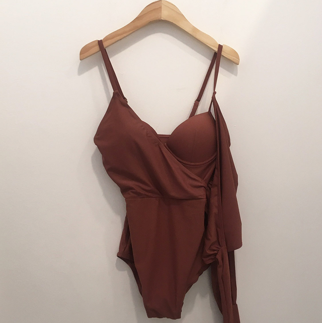 <b><p>black Same day shipping ribbon Moki V ne</p></b><b><p>黒 即日発送 ラップ リボン モノキニ Vネック ワンピース 水着 キャ内蔵 ワイヤーあり</p></b><br /><br /><p align='center'>