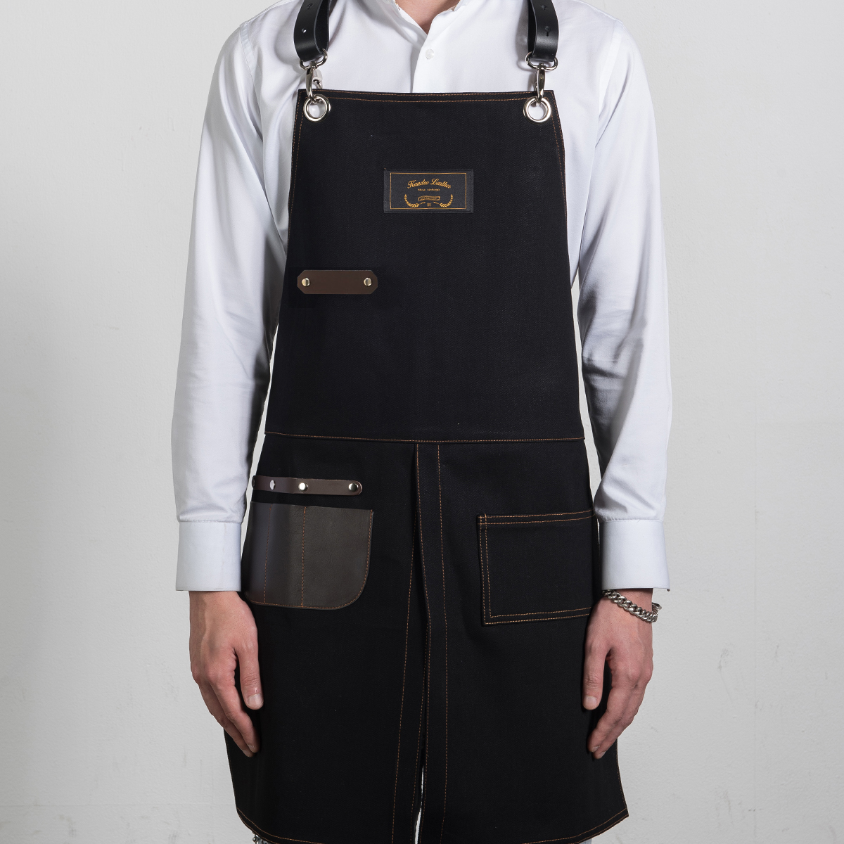 칸데오레더 공방 미용실 카페 앞치마 미용사 바리스타 앞치마 가죽 데님앞치마 지프 블랙